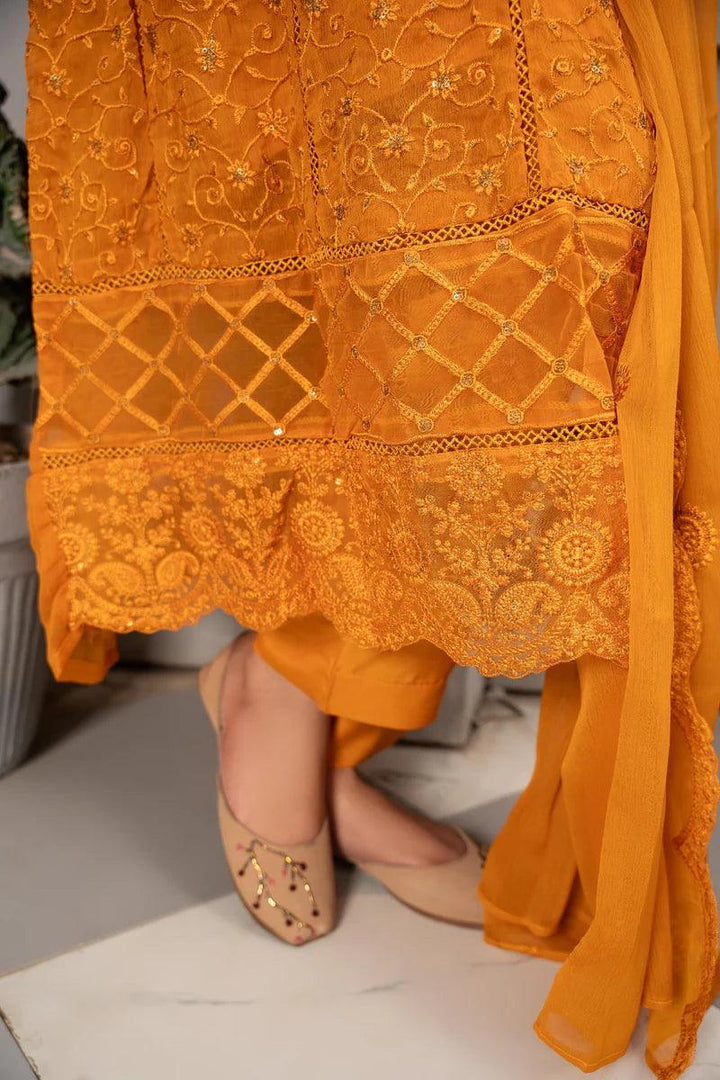 Masterpiece of hand embroidery Pakistani Dress - Make By Moon